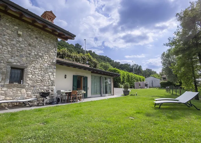 Willa La Casetta Sul By Interhome Clusane